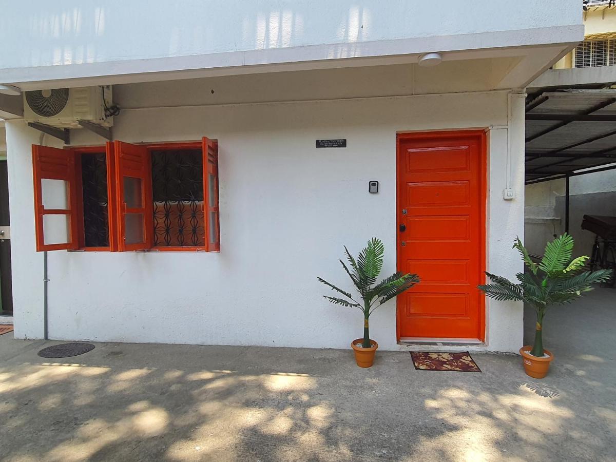 Osi Apartments Khar West Bombaim Exterior foto